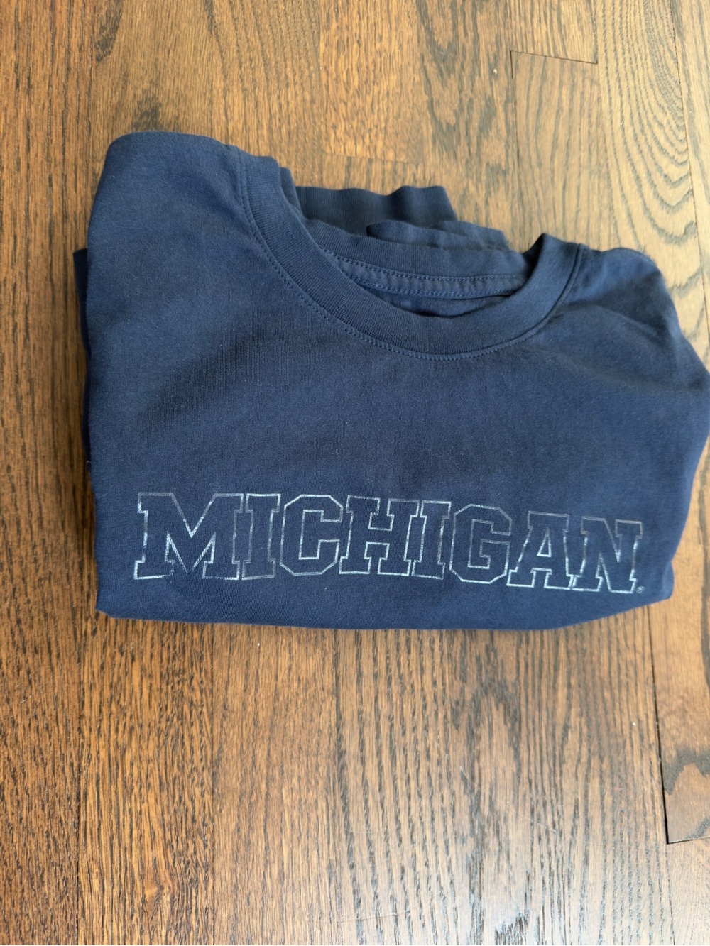 Nike Men’s University of Michigan Shirt size small